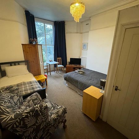 Ensuite Double Room, By Swansea University, Sketty, R2 ภายนอก รูปภาพ